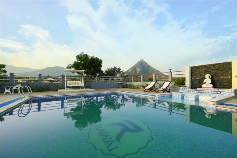 luxury resort pushkar